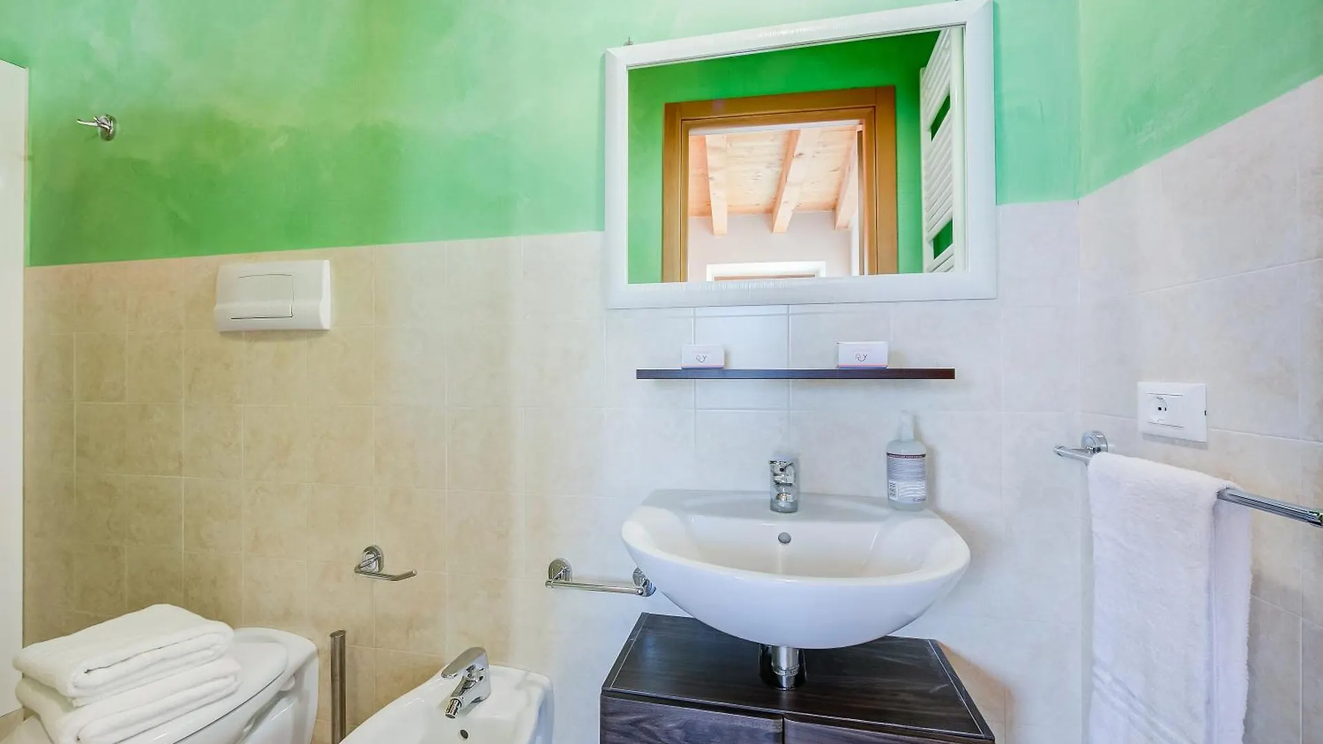 Faby House On Hilly Area & Lake View - Happy Rentals Gargnano Apartament